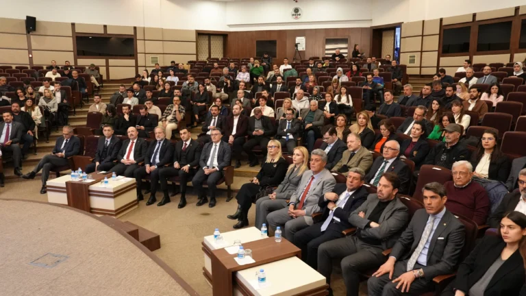 Nizip Ticaret Odası (NTO) Meclis Başkanı ve Genel Sekreteri 2. Gaziantep Melek Yatırımcılık Zirvesi’ne katıldı