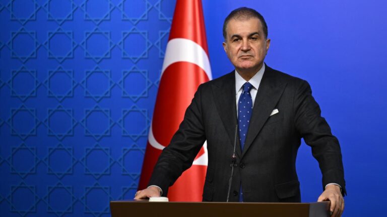 Ömer Çelik: Özgür Özel, TSK komuta heyetini saygısızca hedef almıştır