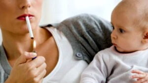 Her yıl 40 binden fazla sigara içmeyen yetişkin ve 400 bebek pasif içicilik nedeniyle hayatını kaybediyor