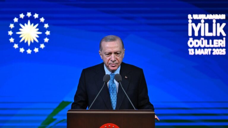 Cumhurbaşkanı Erdoğan: Zalime karşı mazlumun safındayız