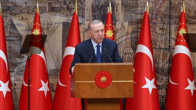 Cumhurbaşkanı Erdoğan, “Milli meselelerde milli duruş esastır”