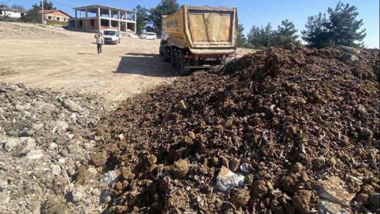 Bakanlıktan İzmir’de kaçak döküm yapan 2 şirkete 11,2 milyon TL ceza