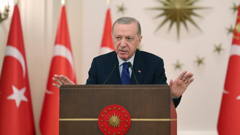 Cumhurbaşkanı Erdoğan: ürkiye’de hiç kimse hukukun kapsama alanı dışında değildir