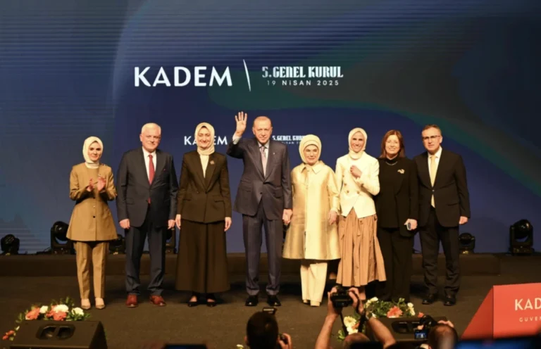 Cumhurbaşkanı Erdoğan, Kadın ve Demokrasi Vakfı (KADEM) 5. Olağan Genel Kurulu’nda konuştu…