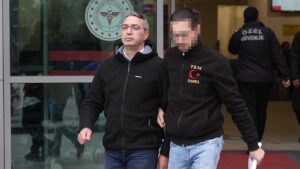 İstanbul Büyükşehir Belediyesine (İBB) yönelik terör soruşturması kapsamında tutuklu bulunan Mahir Polat hakkında ev hapsi kararı verildi…