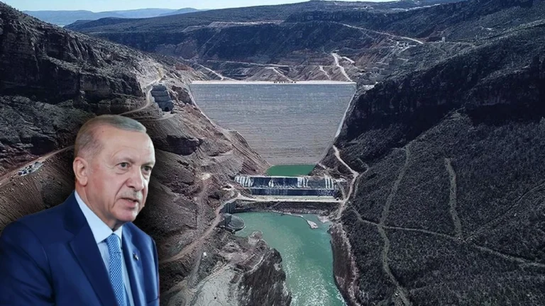 Cumhurbaşkanı Erdoğan, Türkiye’nin sulama amaçlı en büyük tüneli olan Silvan Tüneli’nde Kazı Başlangıç Töreni’ne canlı bağlantıyla katıldı…