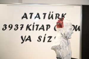 Koss Gençlik Sergisi” Kartepe Sanat Evi’nde Açıldı