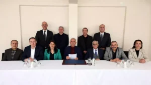 DEM Parti’den PKK kongresi açıklaması: ‘Barış ve demokratik çözüm yolunda yeni bir sayfa açılıyor’…