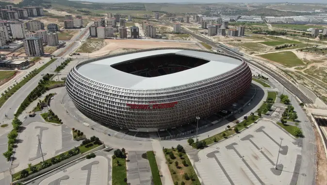 Gaziantep Stadyumu, Galatasaray ile Trabzonspor’u karşı karşıya getirecek olan 63. Ziraat Türkiye Kupası dev finaline hazırlanıyor…,