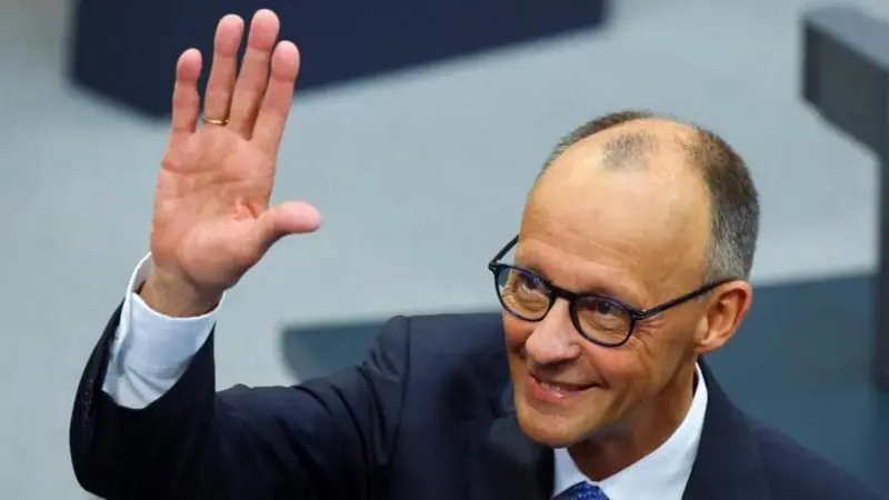 Almanya’da Hristiyan Birlik partileri (CDU/CSU) lideri Friedrich Merz, ikinci oylamada başbakan seçildi…