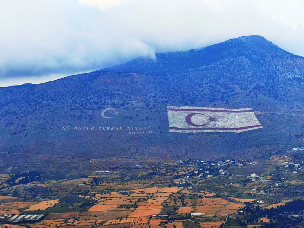 Yorum: “AB’nin tek taraflı müdehaleleri ve Kıbrıs Türk halkının iradesine saygısızlık”…