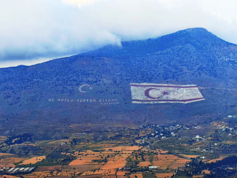 Yorum: “AB’nin tek taraflı müdehaleleri ve Kıbrıs Türk halkının iradesine saygısızlık”…