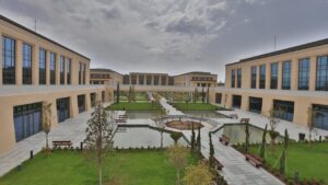 Başkent Lefkoşa’daki yapımı yaklaşık 3 yıl süren Kuzey Kıbrıs Türk Cumhuriyeti Külliyesi’nin açılışına, Cumhurbaşkanı Recep Tayyip Erdoğan da katılacak…