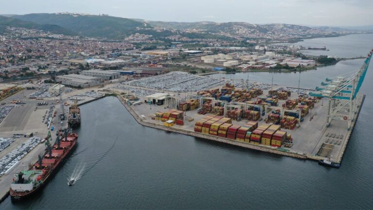 Derince’de Safiport Limanı’na Yönelik Artan Eleştiriler Tartışma Yarattı: Trafik Mağduriyeti Mi, Başka Hesaplar Mı?