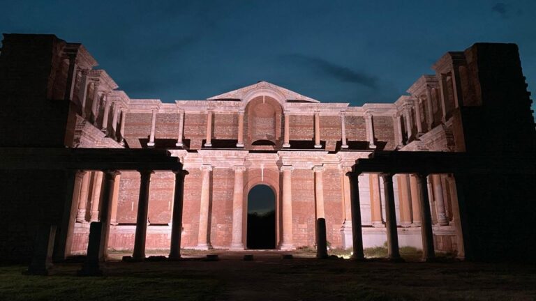 Gece müzeciliğinin yeni durağı: Sardes Antik Kenti…