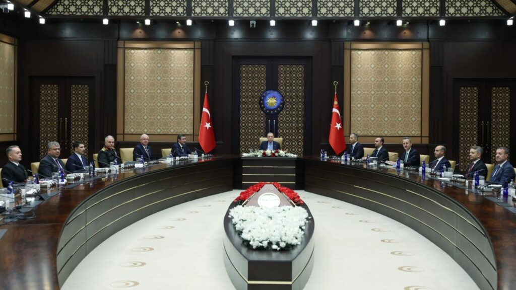 Cumhurbaşkanı Erdoğan başkanlığındaki Savunma Sanayii İcra Komitesi toplantısı sona erdi…