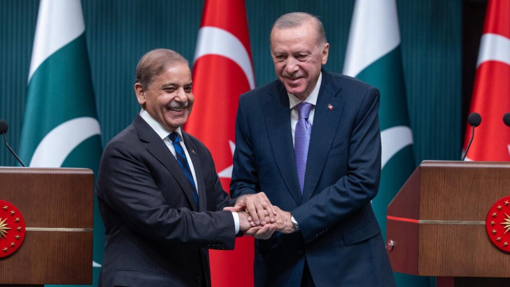 Cumhurbaşkanı Erdoğan’dan Şerif’e: Sizlerin yanında olmaya devam edeceğiz…