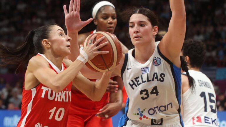 A Milli Kadın Basketbol Takımı, 2025 FIBA Avrupa Şampiyonası’nda Yunanistan’ı 83-72 yendi…