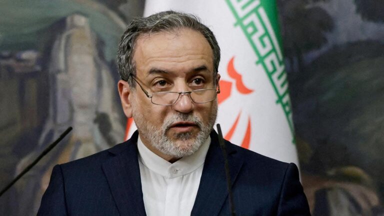 İran Dışişleri Bakanı Abbas Erakçi, Avrupa ülkelerine, İsrail’in saldırganlığına karşı sorumlu ve adil bir tutum sergileme çağrısında bulundu.