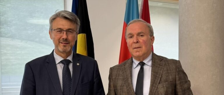 FUEN TAG Sözcüsü Habip Oğlu, Azerbaycan Avrupa Birliği Misyonu Başkanı Büyükelçi Vaqif Sadıqov ile görüştü