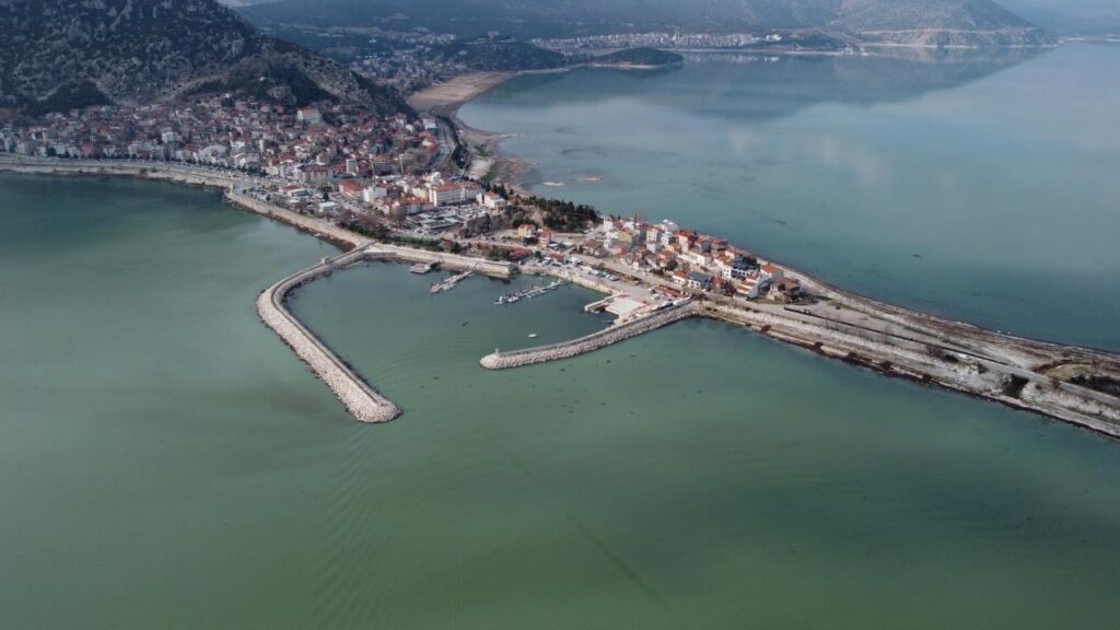 Eğirdir Gölü Su Eylem Planı”, 13 ana başlık ve 31 alt başlıktan oluşuyor…
