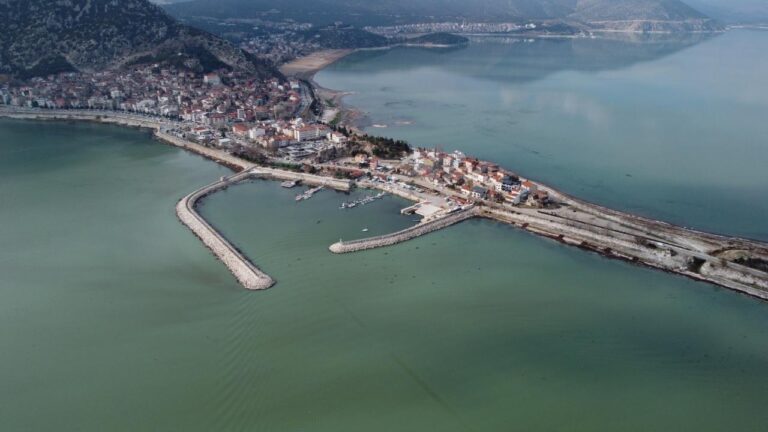 Eğirdir Gölü Su Eylem Planı”, 13 ana başlık ve 31 alt başlıktan oluşuyor…