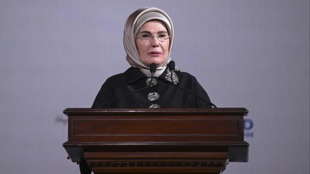 Cumhurbaşkanı Erdoğan’ın eşi Emine Erdoğan, “dünyanın kadınların dönüştürücü gücüne her zamankinden daha fazla ihtiyacı var”