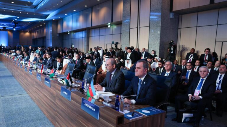 Türkiye Cumhuriyeti Hükümeti ile UNRWA Arasında, UNRWA Ankara Temsilciliği’nin Kurulmasına İlişkin Anlaşma”yı imzalaması öngörülüyor.