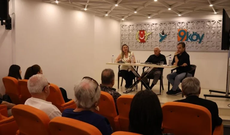“ABD’de Gazeteci Yaşamı ve Türkiye’ye Haber Aktarımı” söyleşisi Basın Evi’nde gerçekleşti