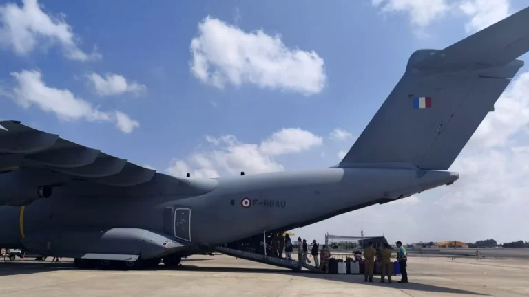 Fransa yumuşak gücünü artırmak için ‘diplomatik rezerv’ başlattı