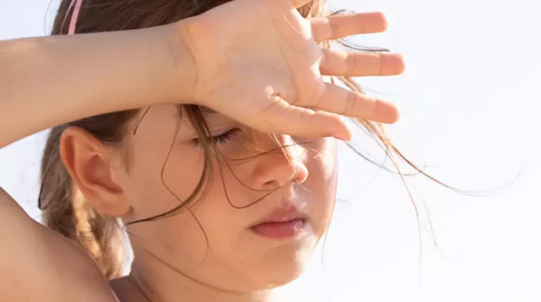 Çocukların yaz tatilini sağlıkla geçirmesi için ebeveynlere önemli tavsiyeler