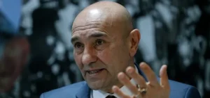 Tunç Soyer’in gözaltına alındığı İzmir’deki yolsuzluk operasyonunda şaşırtan detay! Şikayet eden Cemil Tugay çıktı.