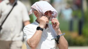 Hafta sonu hava sıcaklığı mevsim normallerinin üzerine çıkıyor