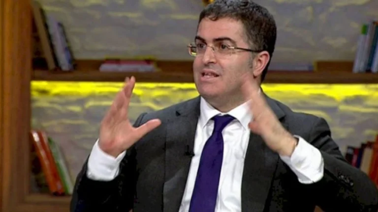 Ünlü ceza hukukçusu Prof. Dr. Ersan Şen’den Özgür Özel’e Sert Uyarı: “Yargıyla Uğraşma, İşine Bak Sen!”