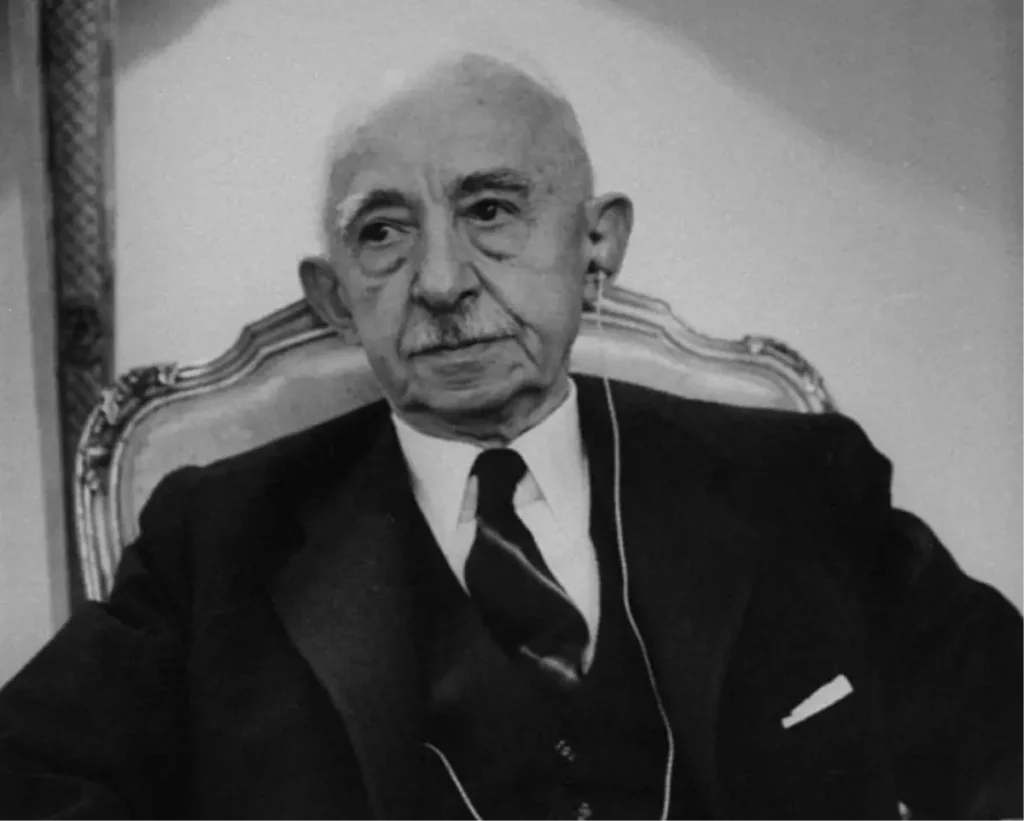 İsmet İnönü az daha CHP’yi kapattıracaktı