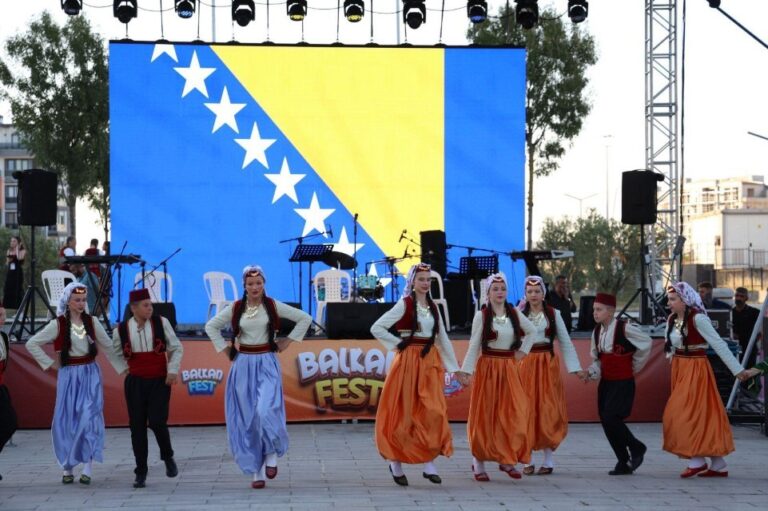 Kocaeli 2. Uluslararası Halk Oyunları Balkan Festivali
