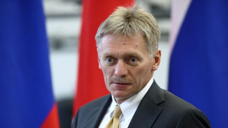 Kremlin Sözcüsü Dmitriy Peskov, iki lider arasındaki temasların toplamda en az 6–7 saat sürebileceğini açıkladı.