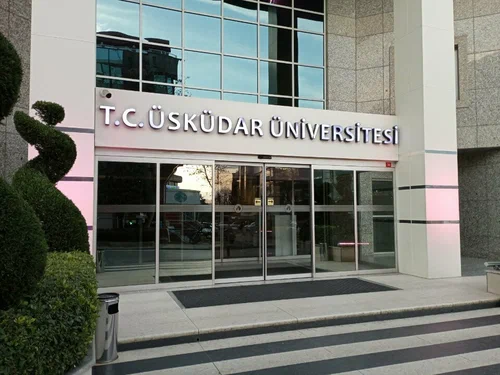 Azerbaycanlı eğitimciler Üsküdar Üniversitesini ziyaret etti