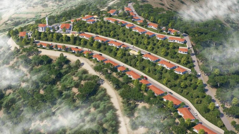 Bakan Kurum: “Yangın bölgelerinde bu ay içinde hak sahipliği çalışmaları biten Bilecik ve İzmir’de konutların temellerini atacağız”