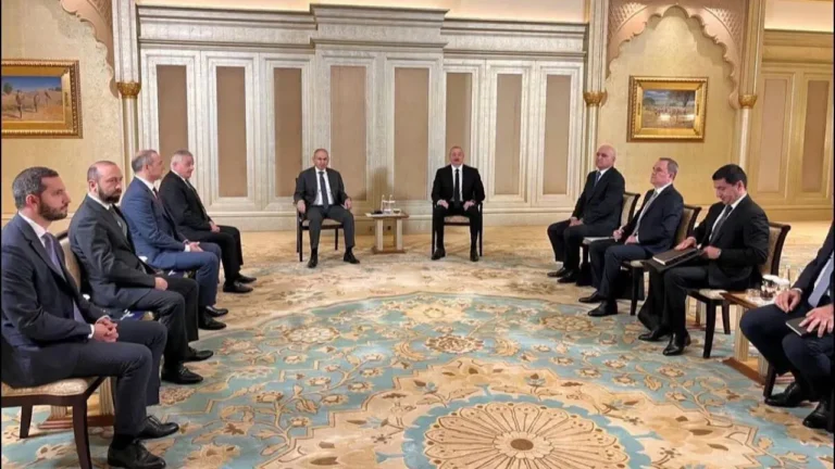 Analist Tuğçe TECİMER: “Barış Sürecinde Tarafsız Diplomasi Adımı: Abu Dabi Görüşmesi” 