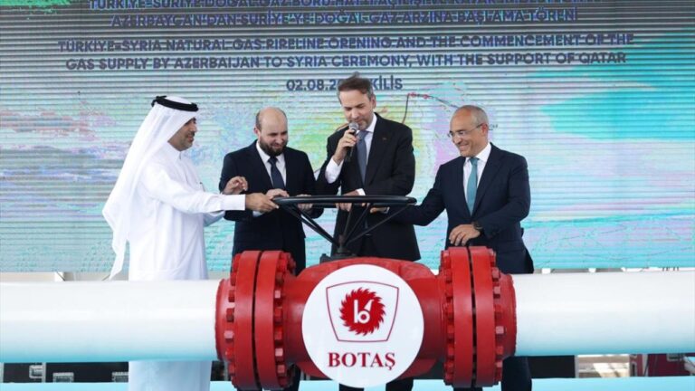Türkiye’den Suriye’ye ilk doğal gaz akışı başladı