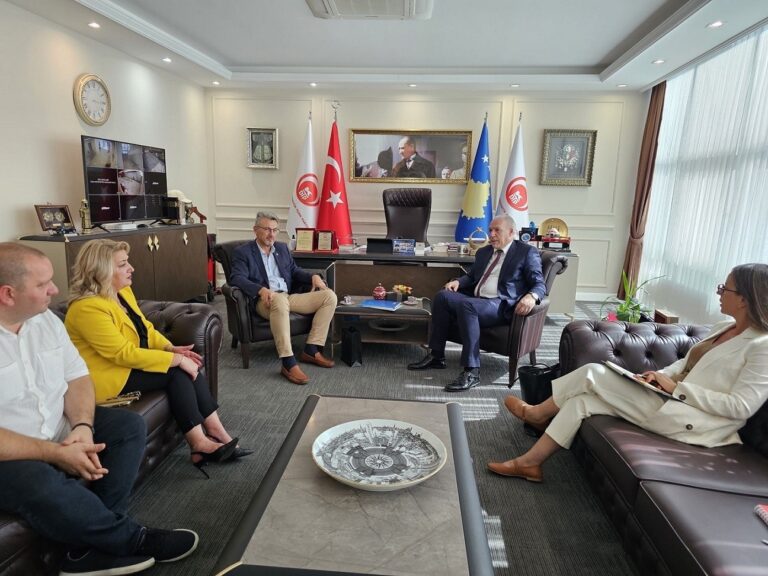 FUEN TAG Sözcüsü Kosova’ya çalışma ziyaretinde bulundu