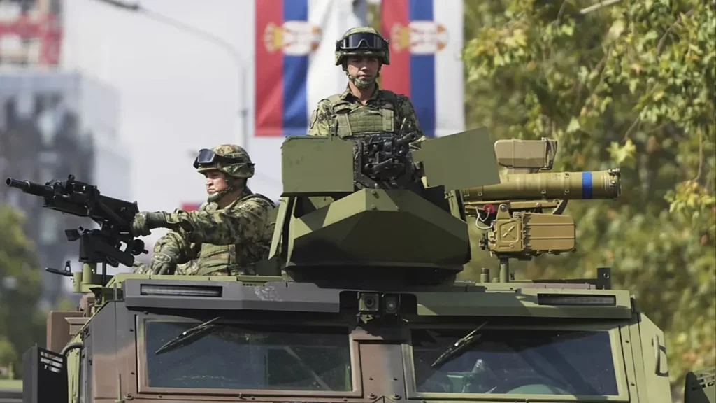Belgrad’da askeri geçit töreni Sırbistan’ın dış politikası hakkında ne anlatıyor?