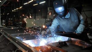 Ekonomik Kalkınma ve İşbirliği Örgütü (OECD), bu yıla ilişkin Türkiye ekonomisine yönelik büyüme tahminini yüzde 2,9’dan yüzde 3,2’ye yükseltti.