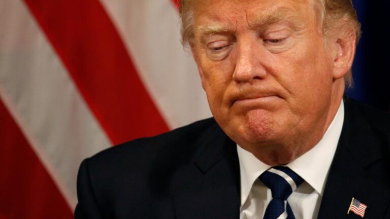 The Hill gazetesinin haberine göre, ABD Başkanı Trump Maryland eyaletindeki Joint Base Andrews Hava Üssü’nde gazetecilere konuştu…