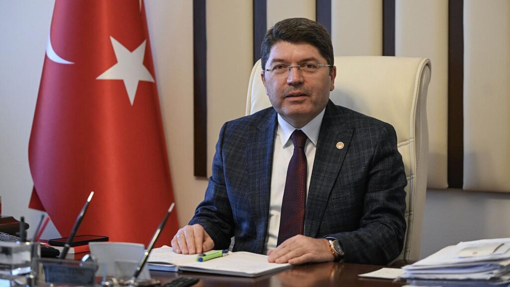 Bakan Tunç, “Adaletin Yüzyılında her adımımızı adaletin rehberliğinde atacak, çalışmalarımızı adaletin ışığıyla aydınlatacağız.”