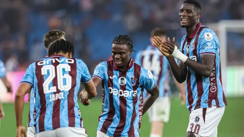 Trendyol Süper Lig’in 10. haftasında Trabzonspor, Teknik Direktörü Fatih Tekke 90 dakikayı değerlendirdi…
