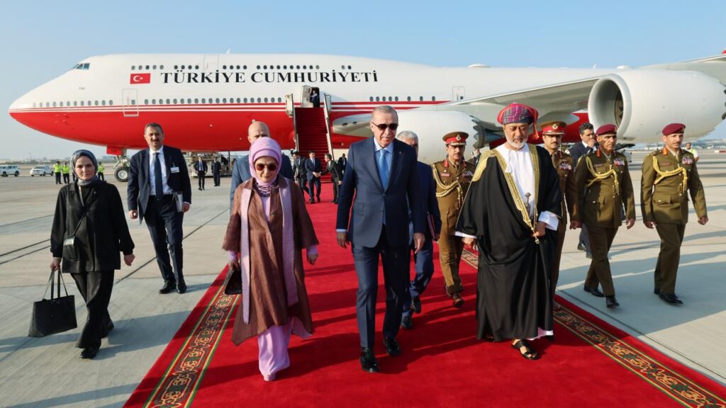 Cumhurbaşkanı Recep Tayyip Erdoğan’ın 3 günlük Kuveyt, Katar ve Umman Körfez turundan notlar!