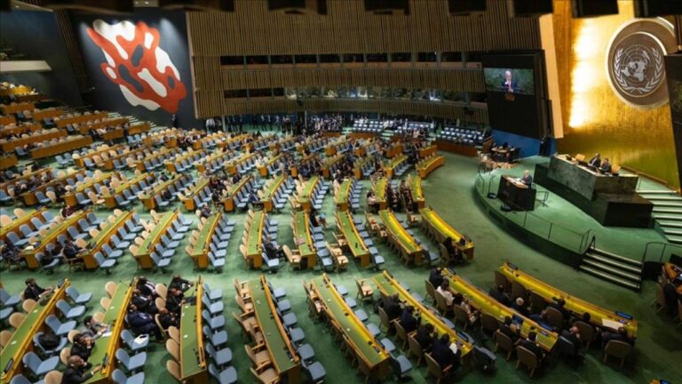 Filistin tanınıyor, katil İsrail yalnızlaşıyor