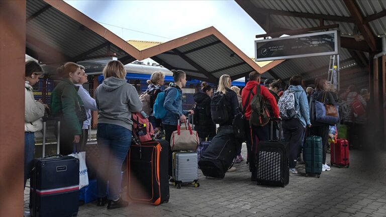 Polonya’nın AB Göç Paktı’ndan Muafiyet Tartışması: Dayanışma mı Ayrıcalık mı?